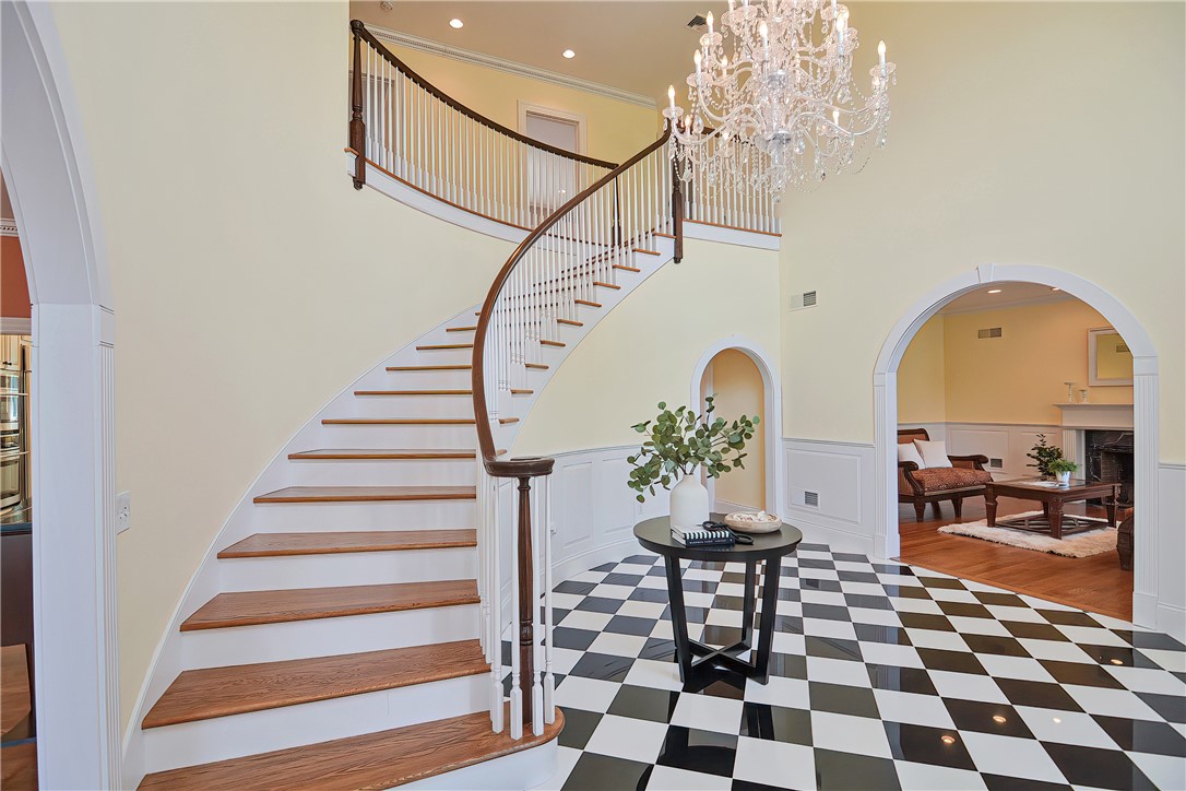 581 Pippin Orchard Road Cranston, RI 02921 - Photo 25 of 50