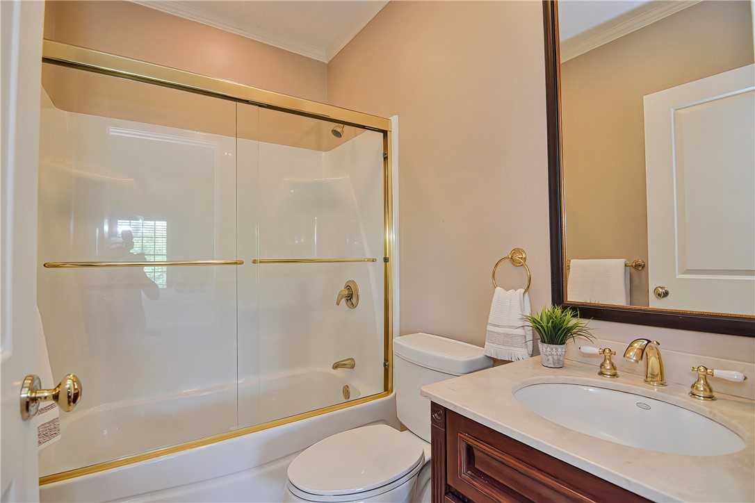 581 Pippin Orchard Road Cranston, RI 02921 - Photo 36 of 50