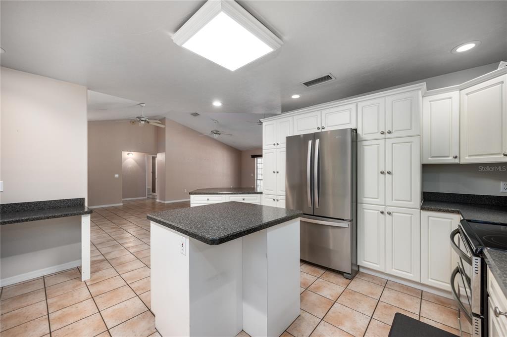 19191 Northwest 212th Street High Springs, FL 32643 - Photo 16 of 37