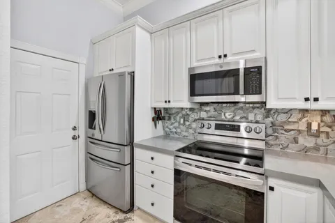 $975,000 | 2860 Marina Circle, Lighthouse Point, FL 33064