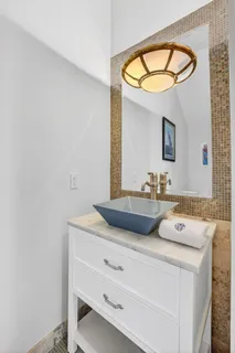 $975,000 | 2860 Marina Circle, Lighthouse Point, FL 33064