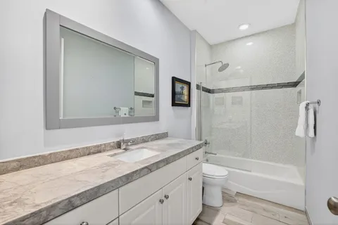 $975,000 | 2860 Marina Circle, Lighthouse Point, FL 33064