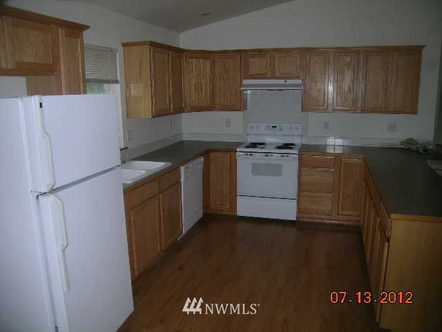 1024 Bowen Way Tenino, WA 98589 - Photo 3 of 10
