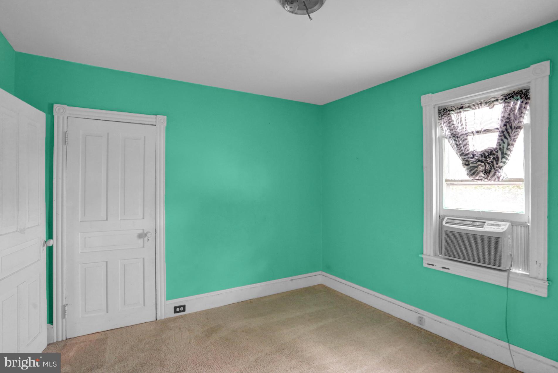 214 South Miller Street Reading, PA 19607 - Photo 22 of 34 Bedroom 2
