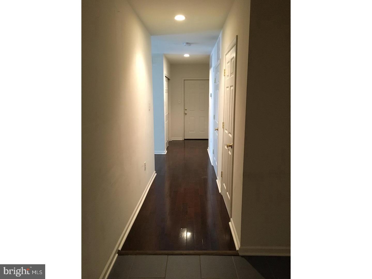 540 South Street, Unit 2R Philadelphia, PA 19147 - Photo 4 of 9 Hall to bedroom