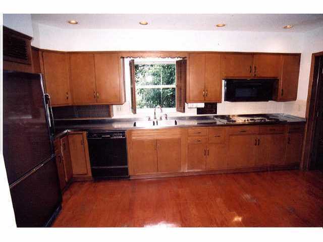 2546 Berwyn Road Columbus, OH 43221 - Photo 5 of 8
