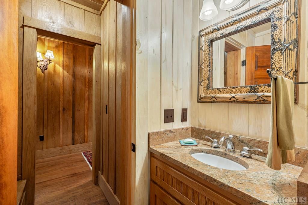 1124 Billy Cabin Road Highlands, NC 28741 - Photo 32 of 67 Gallery Image 32