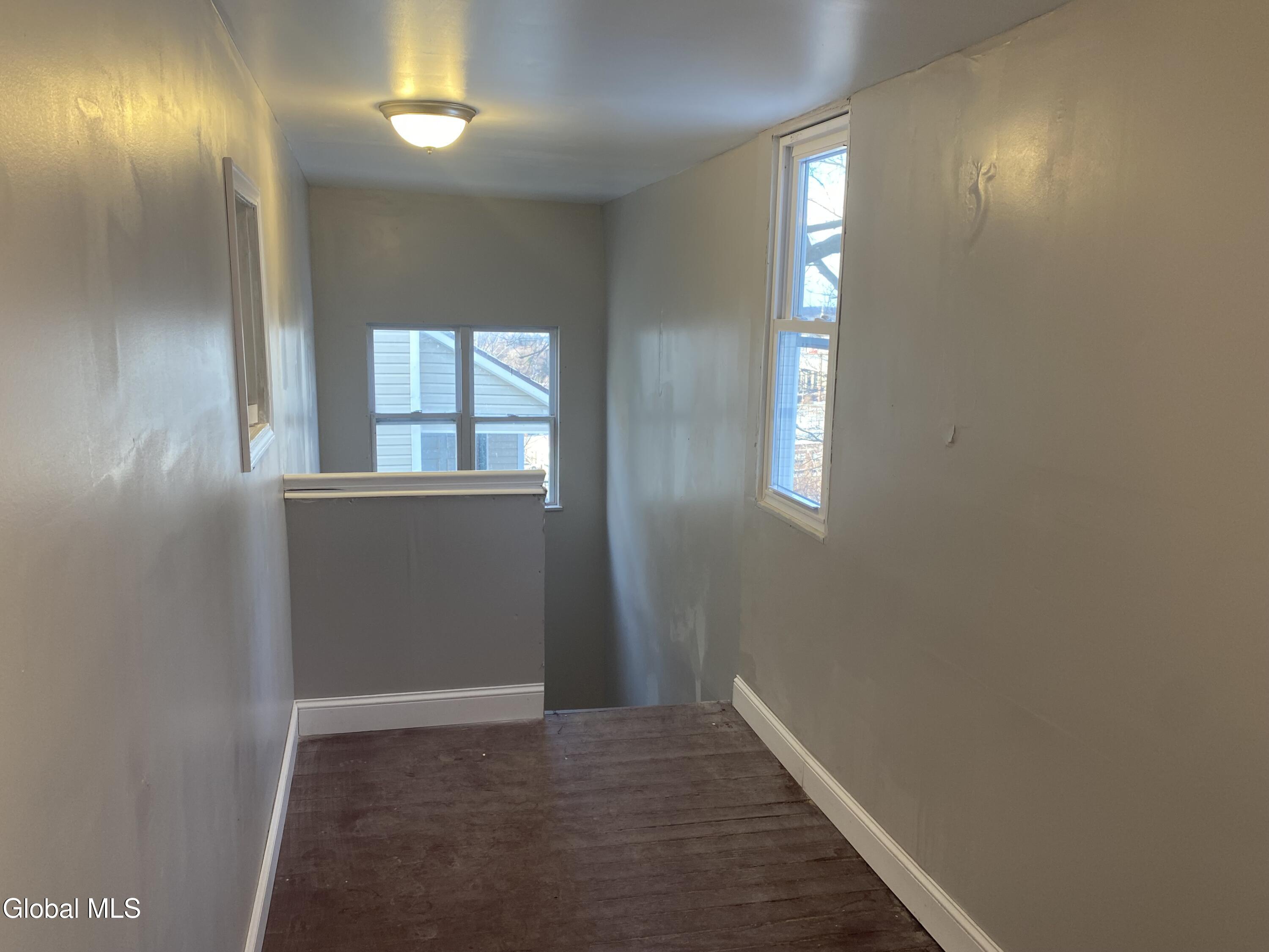 609 Bluff Avenue Schenectady, NY 12303 - Photo 29 of 37 IMG_7913