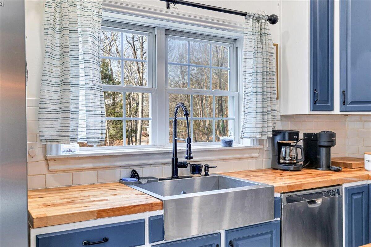 525 Big Oak Road Canadensis, PA 18325 - Photo 7 of 37 22-Photo-22