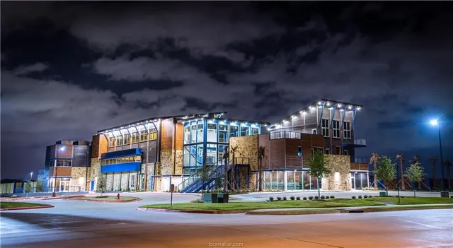 a view of water fountain in front of building