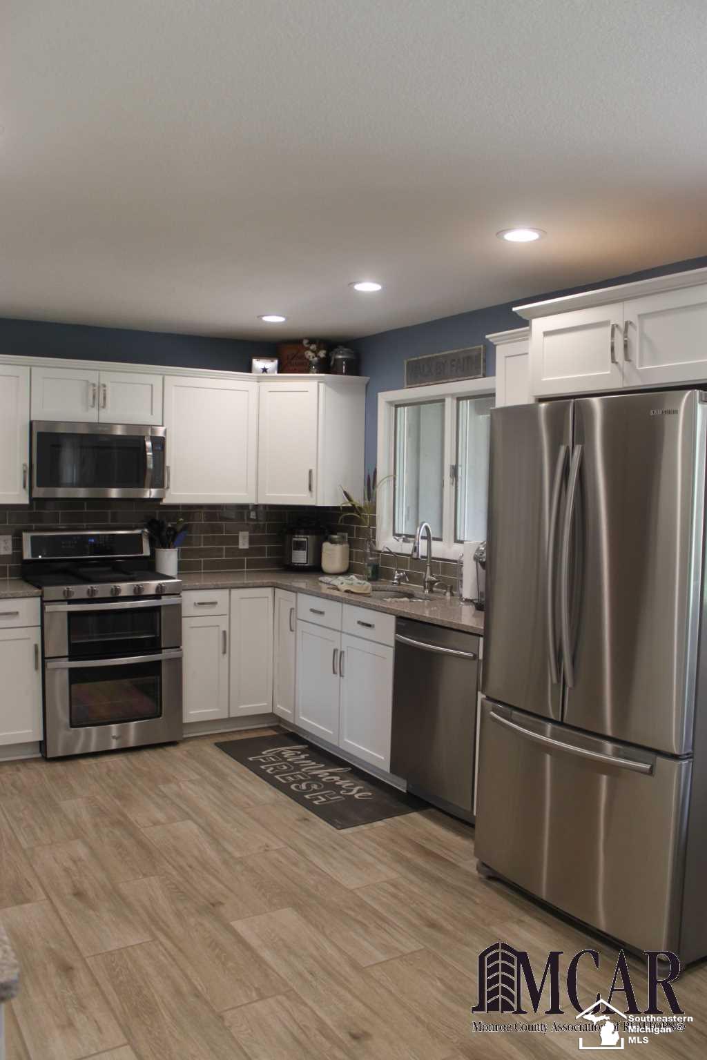 15655 Albain Road Petersburg, MI 49270 - Photo 9 of 32