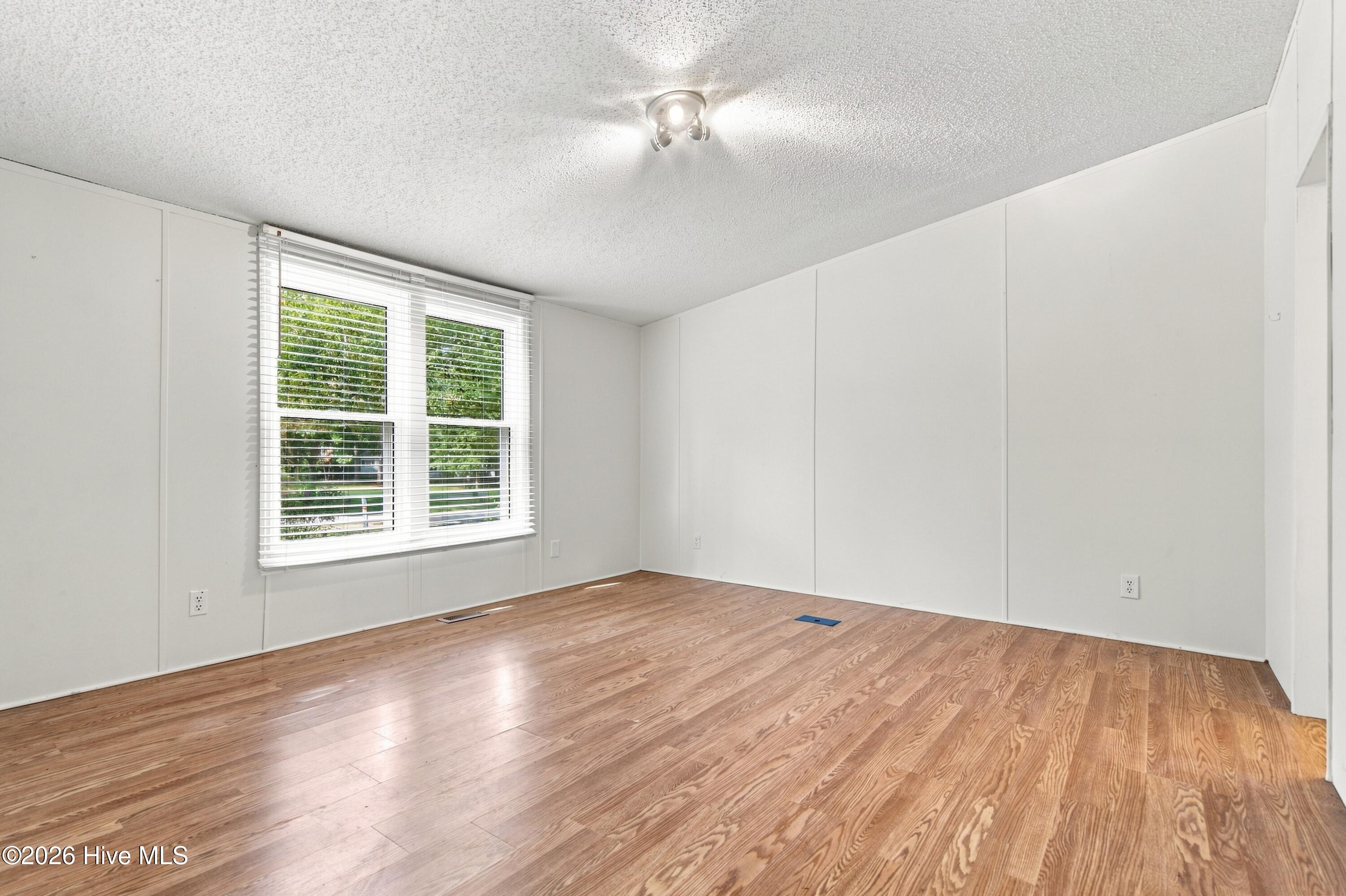 295 Groves Point Circle Hampstead, NC 28443 - Photo 26 of 54 Gallery Image 26