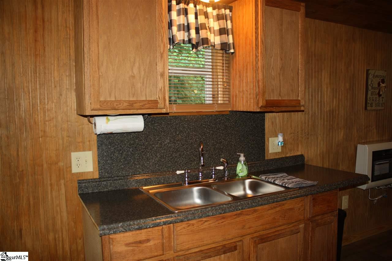 385 Raines Road Easley, SC 29640 - Photo 16 of 33