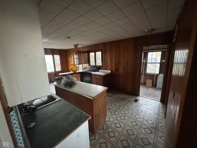 $35,000 | 917 North Jefferson Street, Hartford City, IN 47348