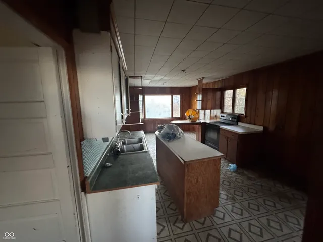 $35,000 | 917 North Jefferson Street, Hartford City, IN 47348