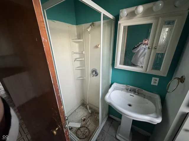 $35,000 | 917 North Jefferson Street, Hartford City, IN 47348