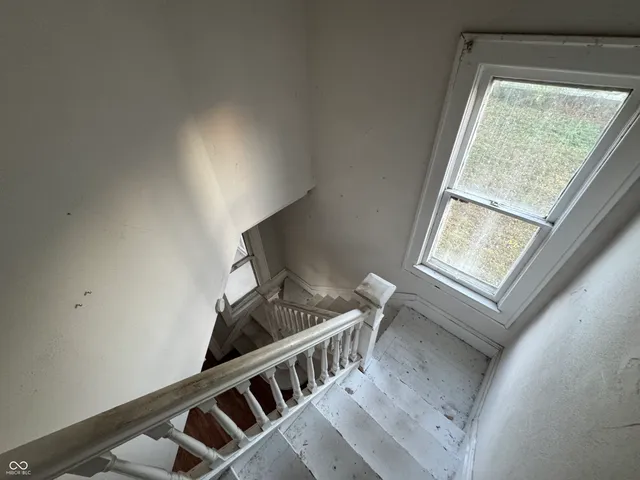 $35,000 | 917 North Jefferson Street, Hartford City, IN 47348