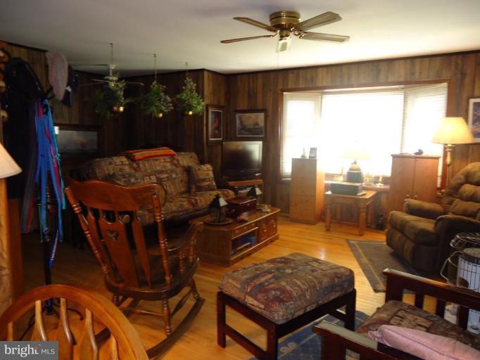 302 Ackerman Road Stevensville, MD 21666 - Photo 3 of 30 Living Room #2
