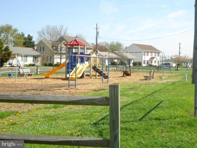 302 Ackerman Road Stevensville, MD 21666 - Photo 26 of 30 Community Amenities 1