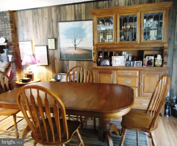 302 Ackerman Road Stevensville, MD 21666 - Photo 4 of 30 Dining Area