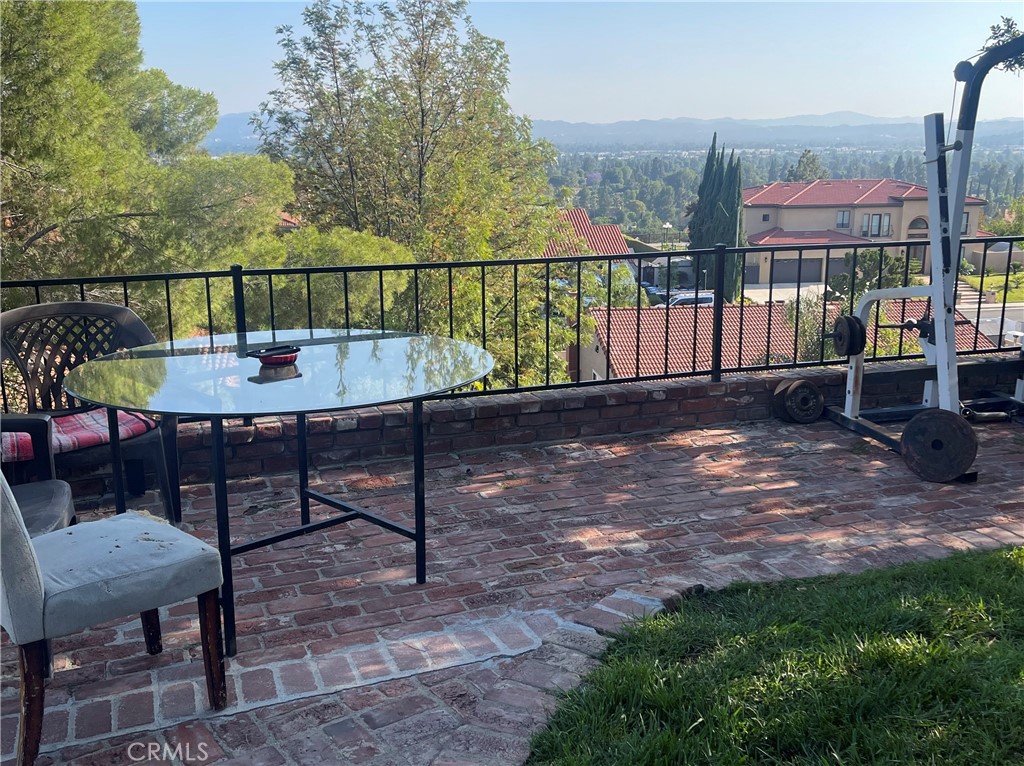 19122 Clymer Street Porter Ranch, CA 91326 - Photo 20 of 27 Gallery Image 20
