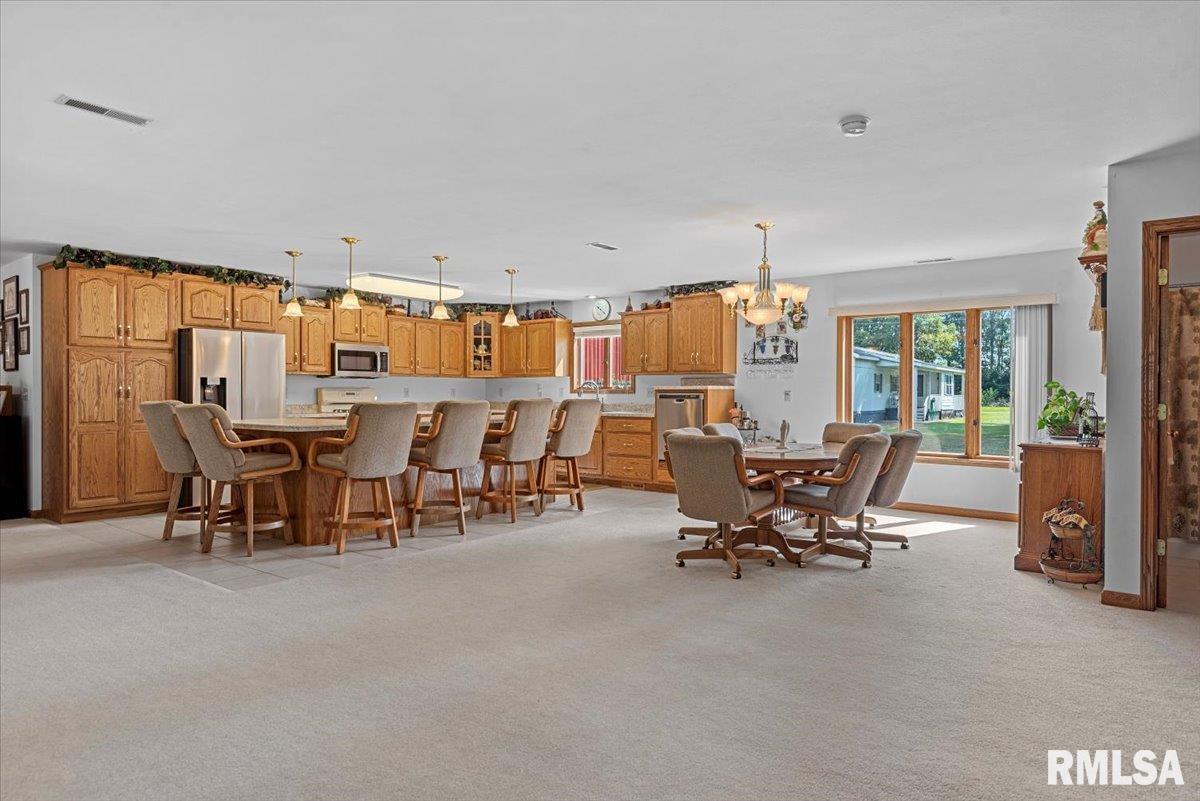2912 Hoover Avenue Springfield, IL 62703 - Photo 12 of 71 Gallery Image 12