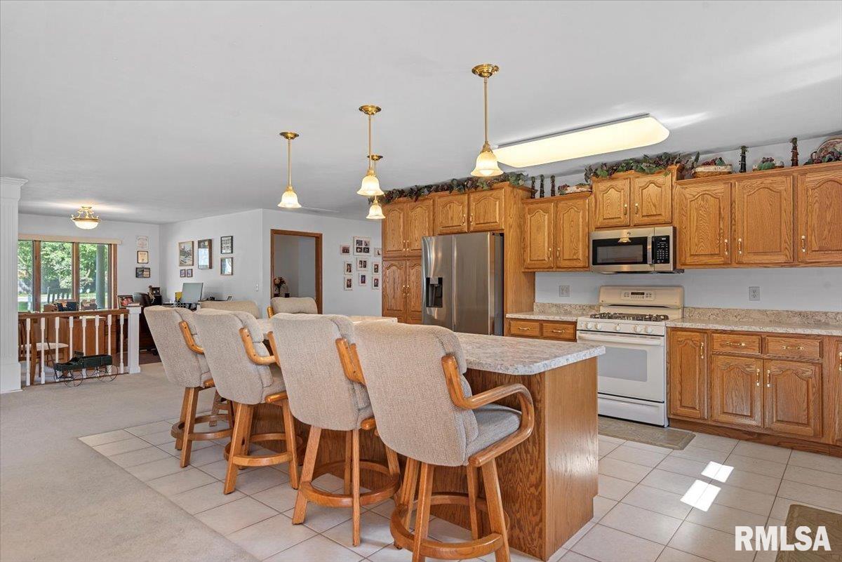 2912 Hoover Avenue Springfield, IL 62703 - Photo 13 of 71 Gallery Image 13