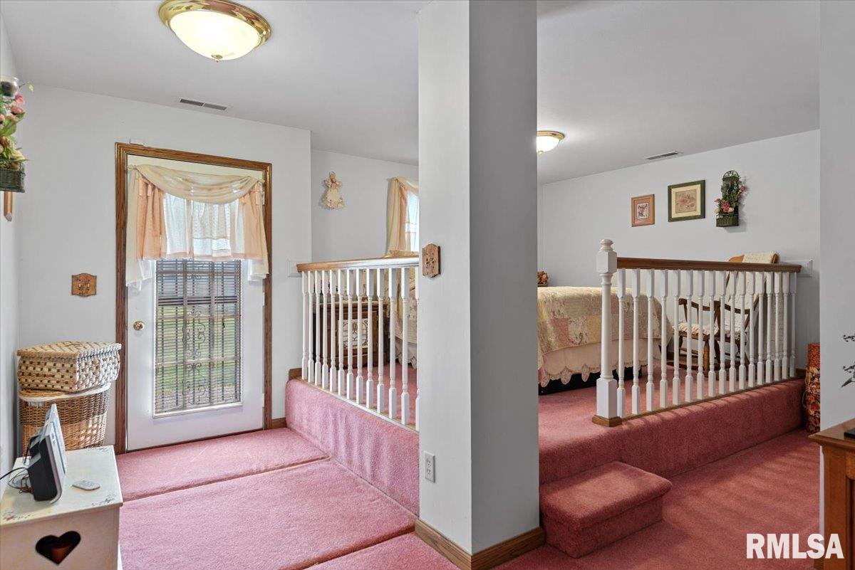 2912 Hoover Avenue Springfield, IL 62703 - Photo 27 of 71 Gallery Image 27