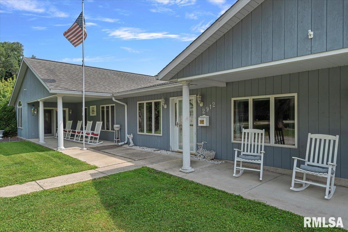 2912 Hoover Avenue Springfield, IL 62703 - Photo 3 of 71 Gallery Image 3