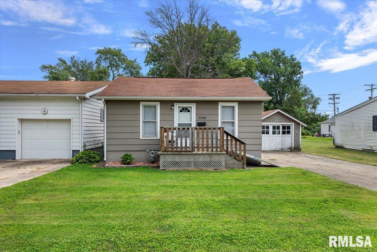2912 Hoover Avenue Springfield, IL 62703 - Photo 49 of 71 Gallery Image 49