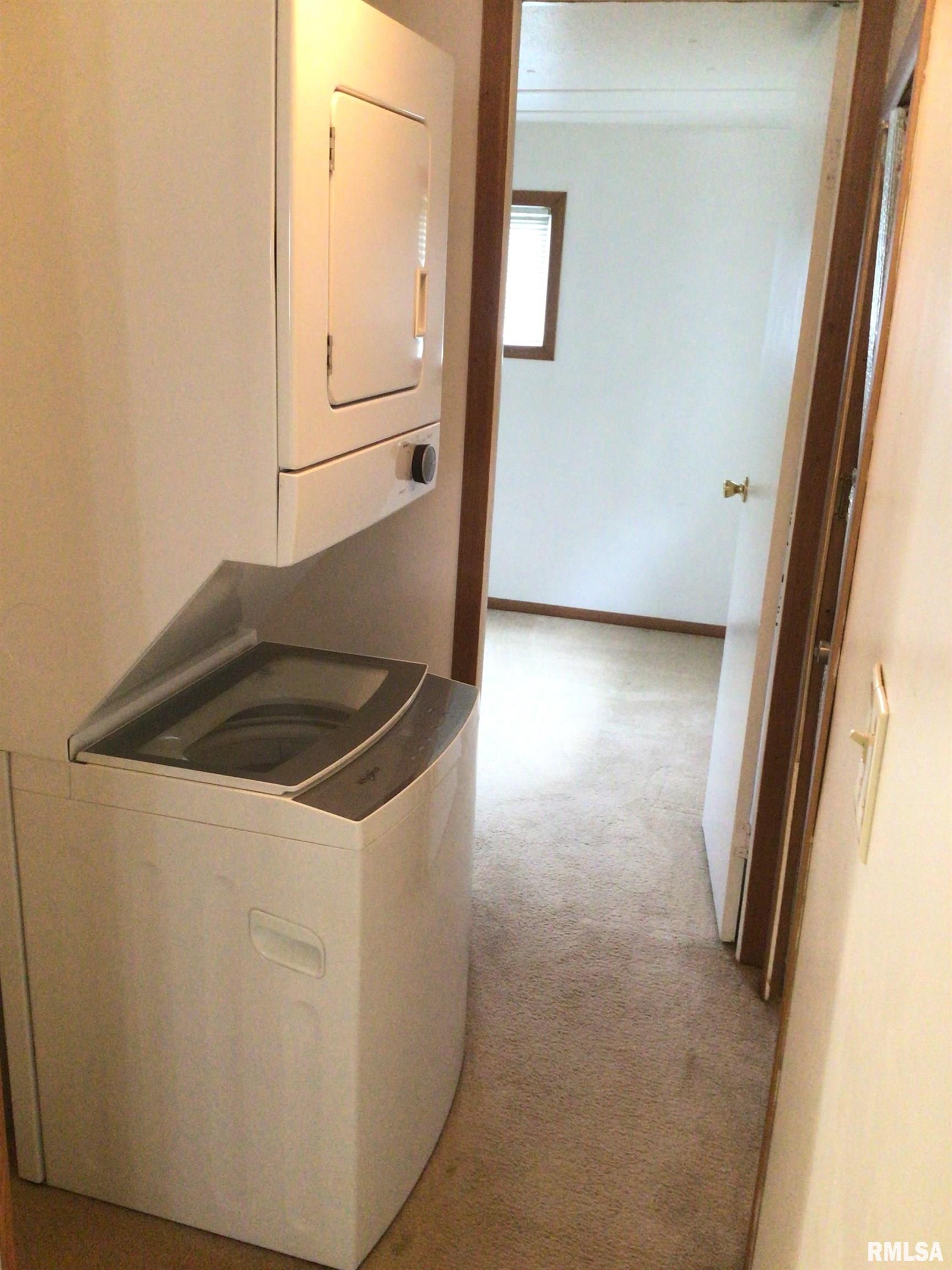 2912 Hoover Avenue Springfield, IL 62703 - Photo 55 of 71 Gallery Image 55