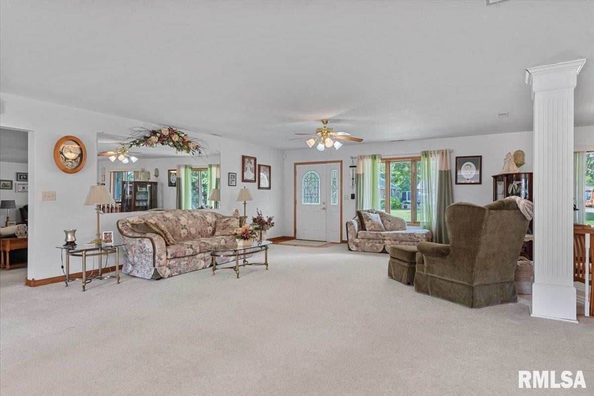 2912 Hoover Avenue Springfield, IL 62703 - Photo 8 of 71 Gallery Image 8
