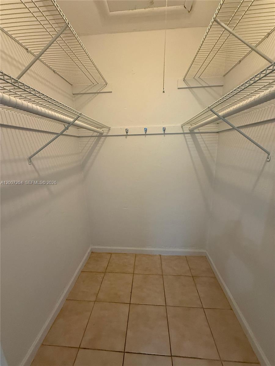 2483 Southwest 11th Street, Unit 2483 Miami, FL 33135 - Photo 4 of 12 a view of a room