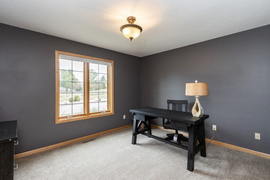 5665 Winslow Road Marion, IA 52302 - Photo 14 of 27 Gallery Image 14