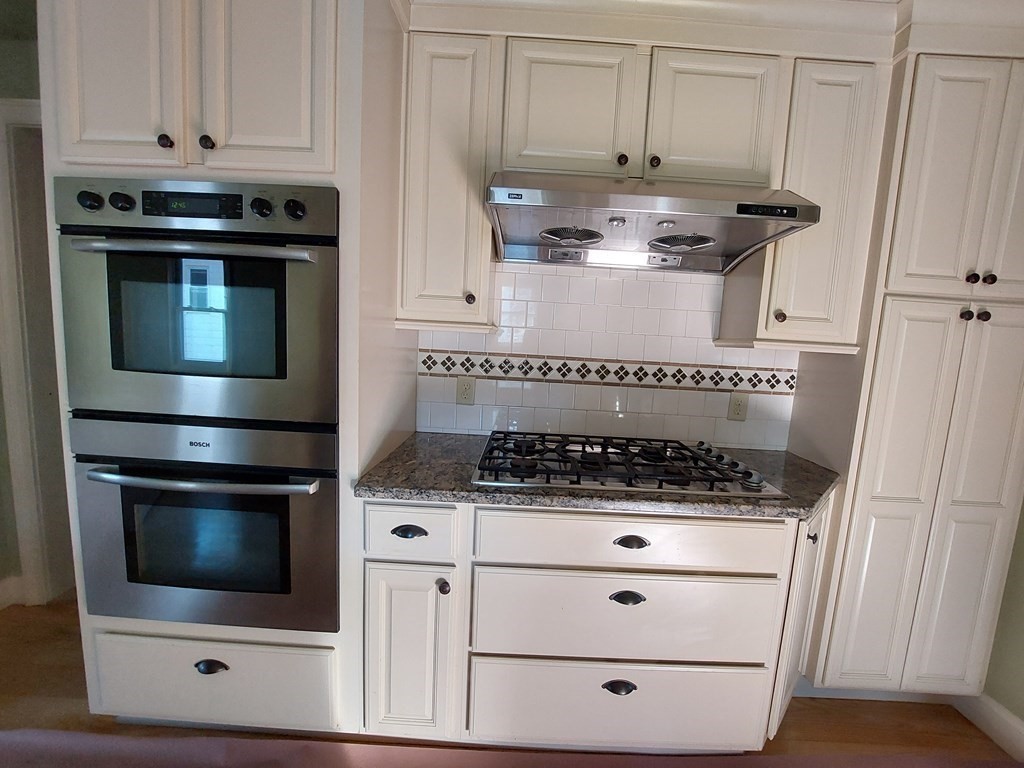 107-109 Westfield Road Holyoke, MA 01040 - Photo 11 of 42 Gallery Image 11