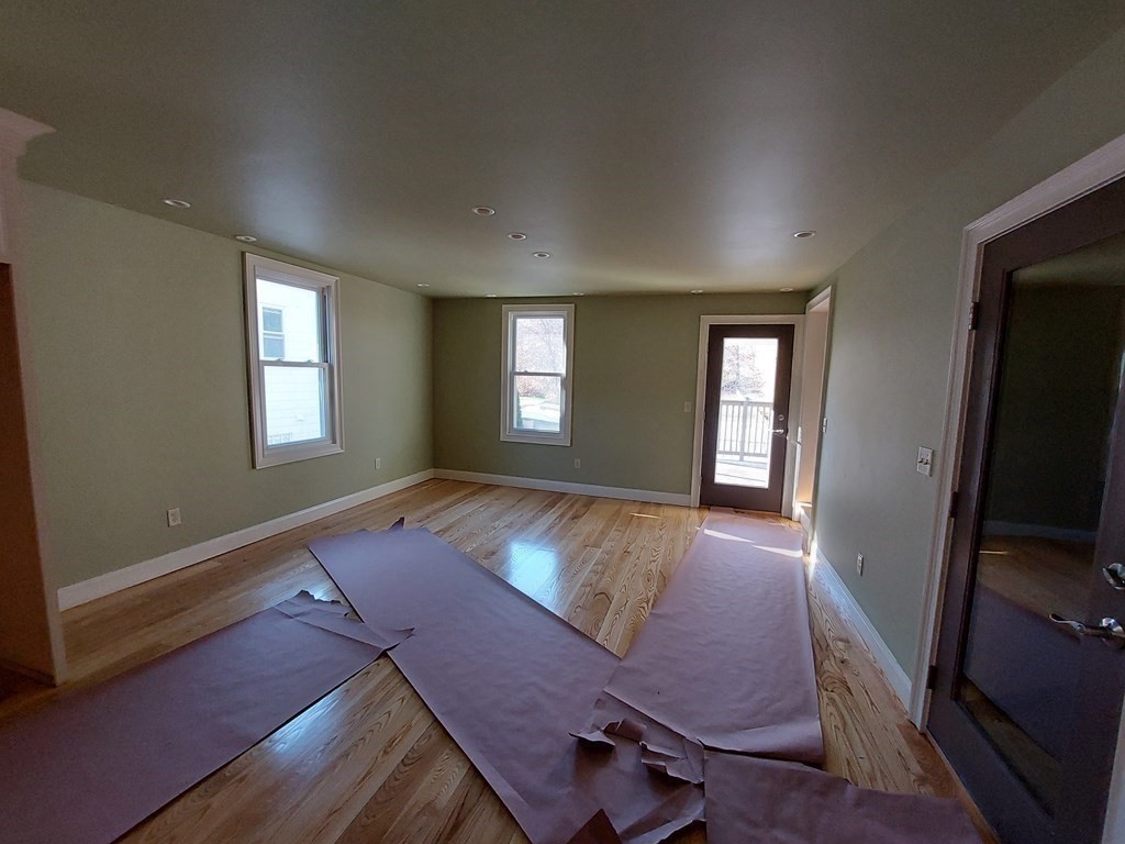 107-109 Westfield Road Holyoke, MA 01040 - Photo 13 of 42 Gallery Image 13