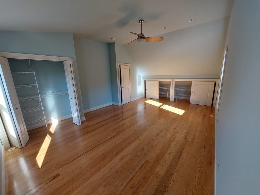 107-109 Westfield Road Holyoke, MA 01040 - Photo 29 of 42 Gallery Image 29