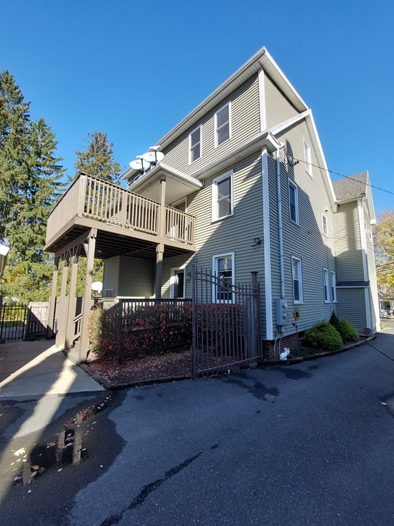 107-109 Westfield Road Holyoke, MA 01040 - Photo 3 of 42 Gallery Image 3