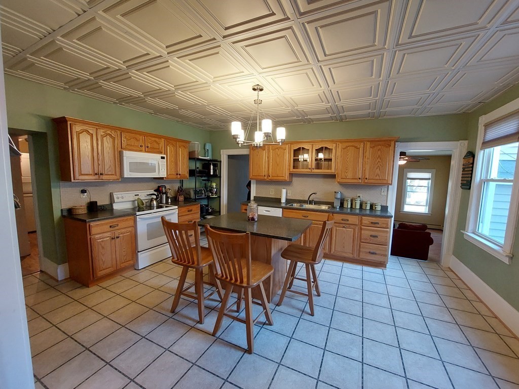107-109 Westfield Road Holyoke, MA 01040 - Photo 36 of 42 Gallery Image 36
