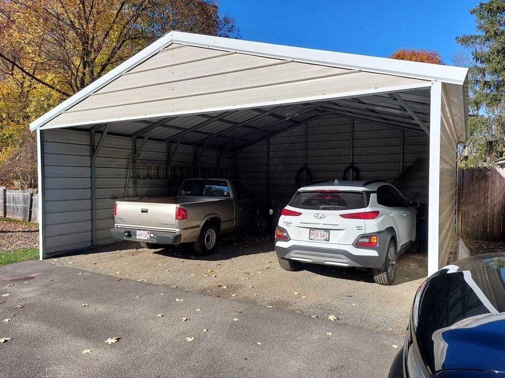 107-109 Westfield Road Holyoke, MA 01040 - Photo 6 of 42 Gallery Image 6