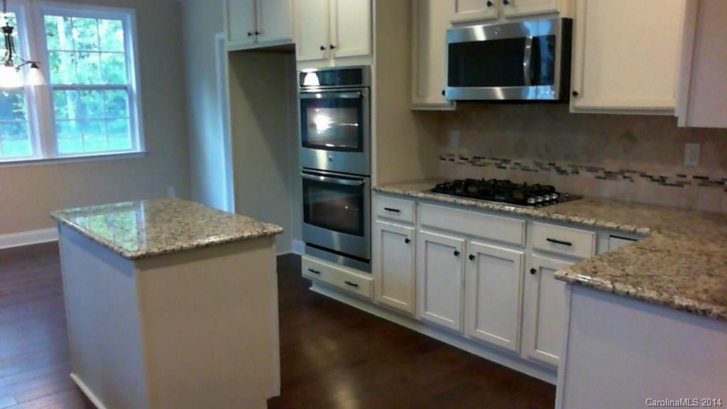 852 Solandra Way, Unit 682 Tega Cay, SC 29708 - Photo 5 of 13 Gallery Image 5