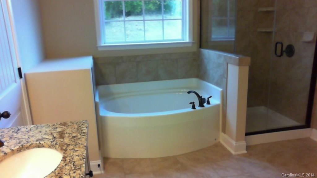 852 Solandra Way, Unit 682 Tega Cay, SC 29708 - Photo 9 of 13 Gallery Image 9