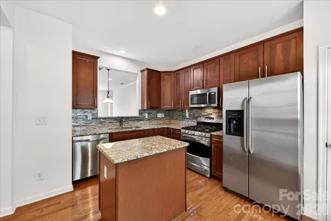 $649,900 | 268 West Bland Street, Charlotte, NC 28203