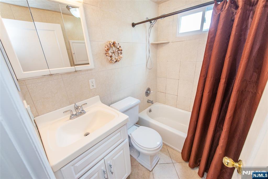 9 Clairmont Road Clifton, NJ 07012 - Photo 16 of 20 Gallery Image 16