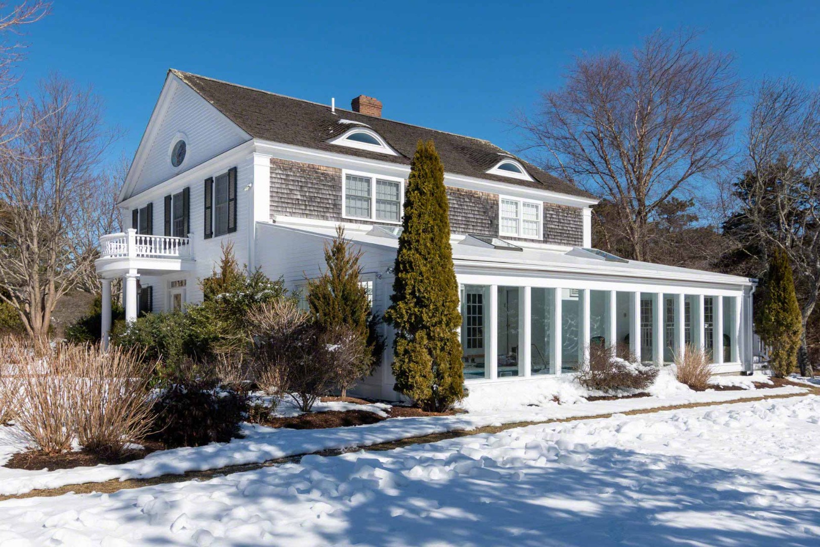 22 Edgartown Bay Road Edgartown, MA 02539 - Photo 2 of 55 a front view of a house with a yard