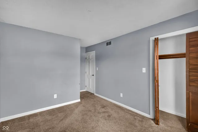 $289,900 | 3410 Lantern Lane, Columbus, IN 47203