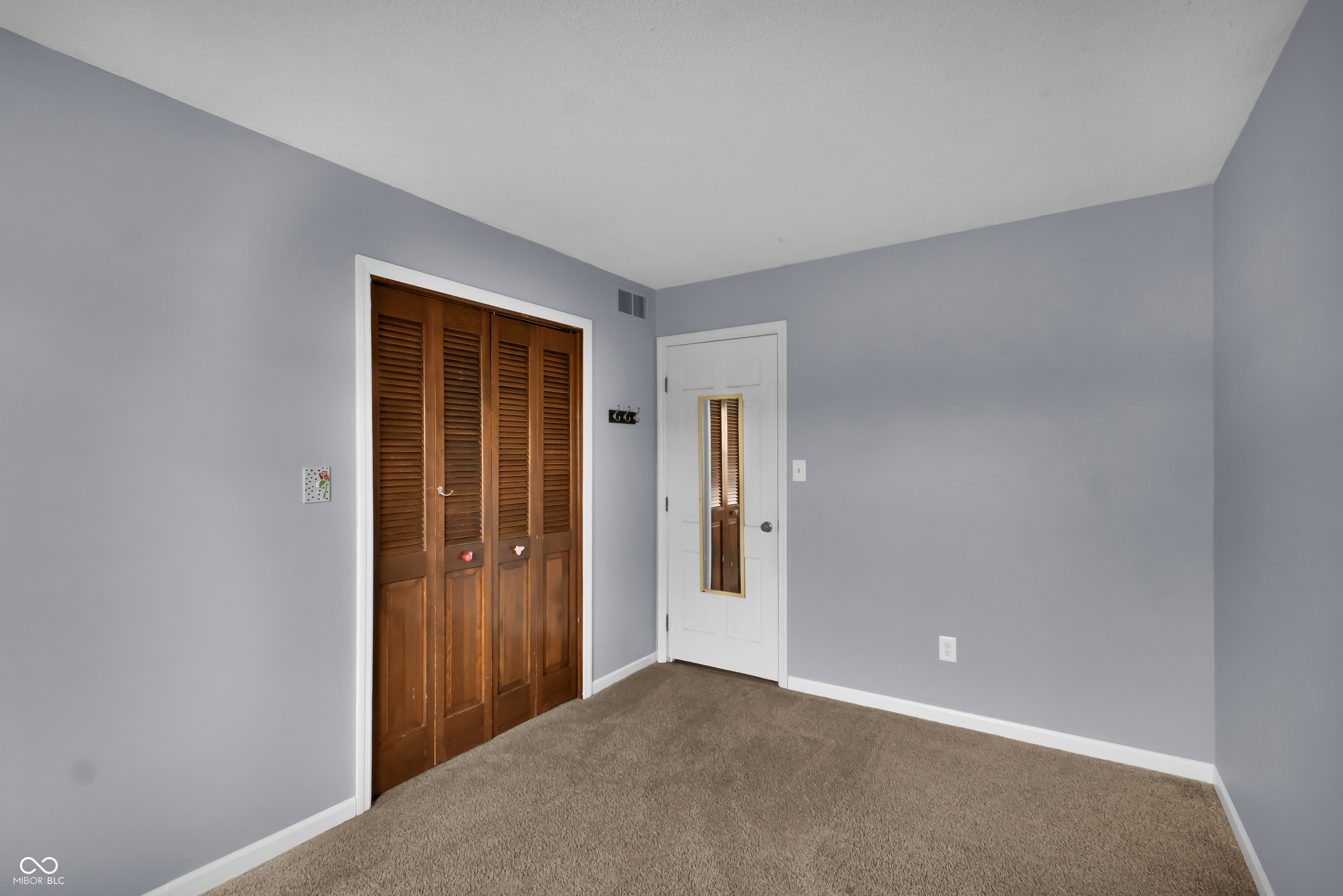 3410 Lantern Lane Columbus, IN 47203 - Photo 26 of 37