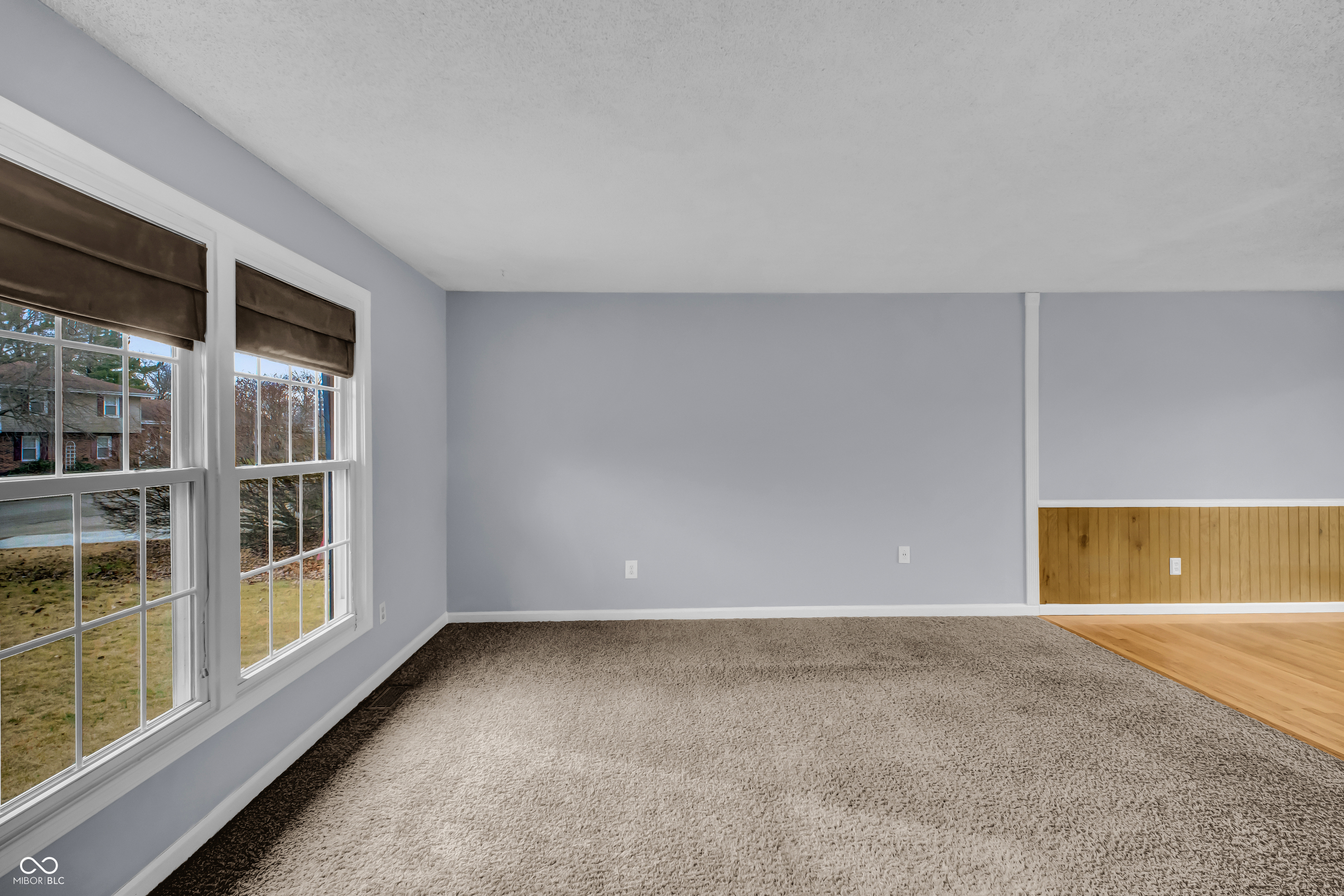 3410 Lantern Lane Columbus, IN 47203 - Photo 4 of 37