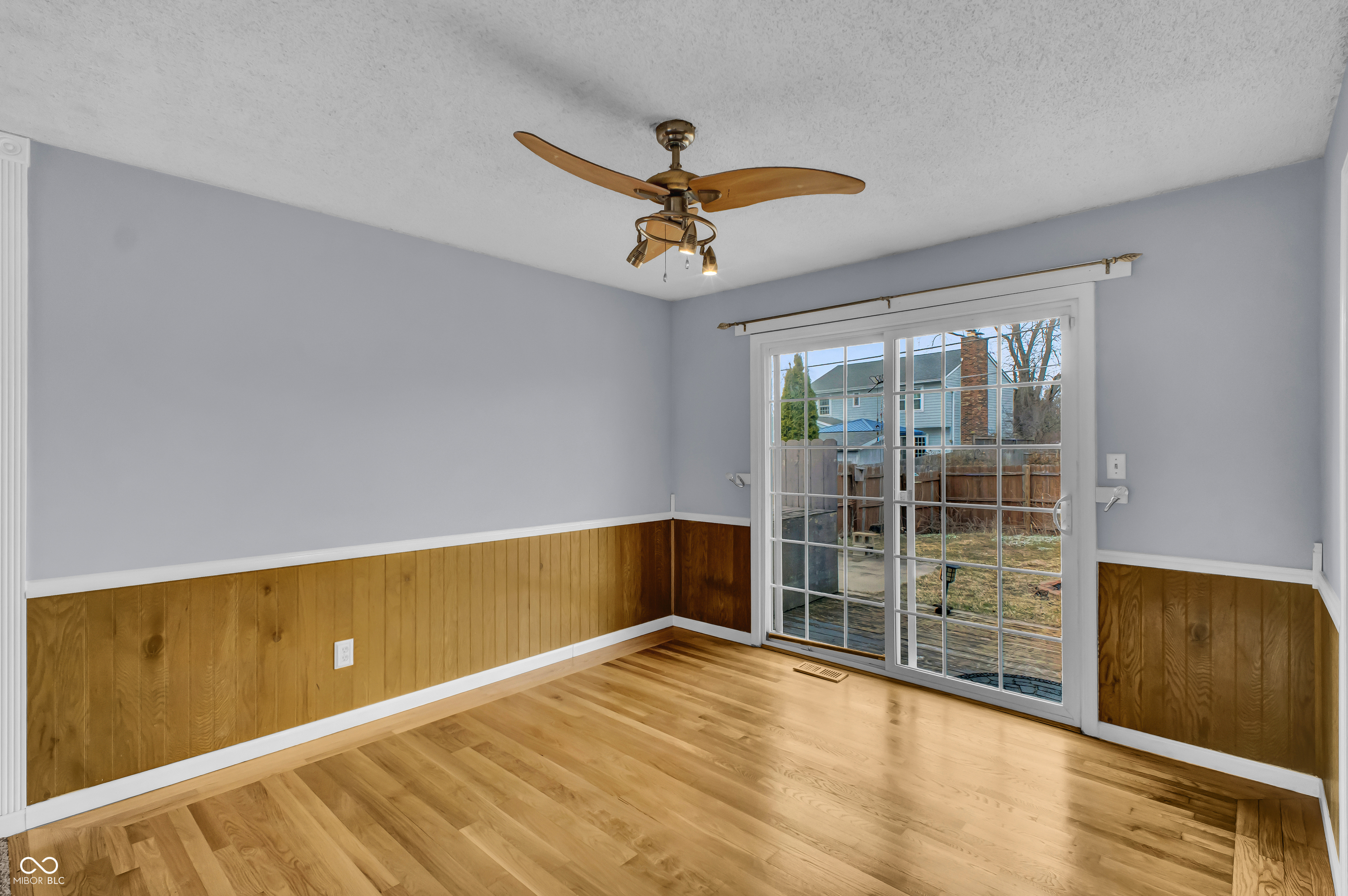 3410 Lantern Lane Columbus, IN 47203 - Photo 8 of 37