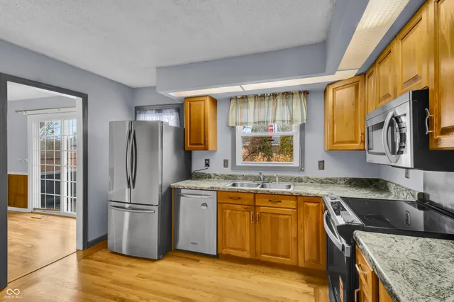 $289,900 | 3410 Lantern Lane, Columbus, IN 47203